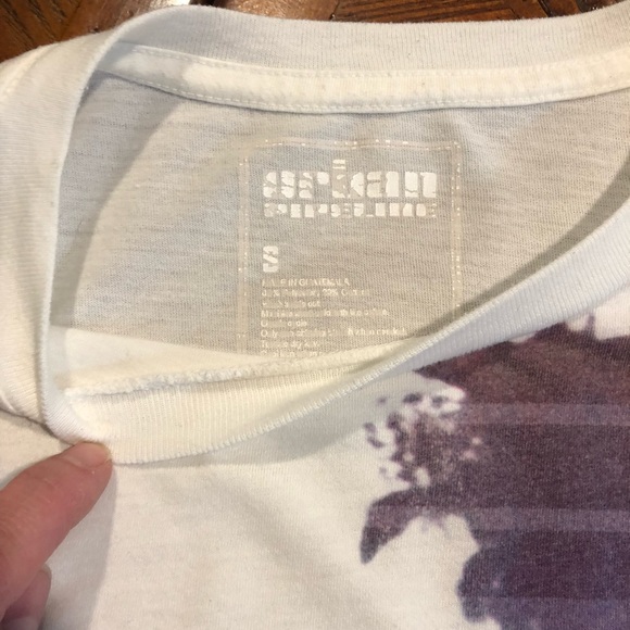 2 Men’s T-shirts - Picture 5 of 13